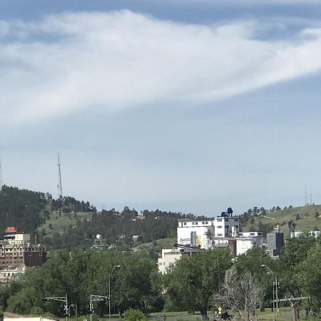 The Nest Hotel Rapid City Εξωτερικό φωτογραφία